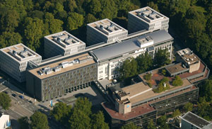 Luftausfnahme des Bürogebäudes, Verwaltungsgebäude von oben, Facility Managemment und Gebäudetechnik der Pandomus GmbH (Referenz) Büro/Verwaltung BP Headquater Bochum